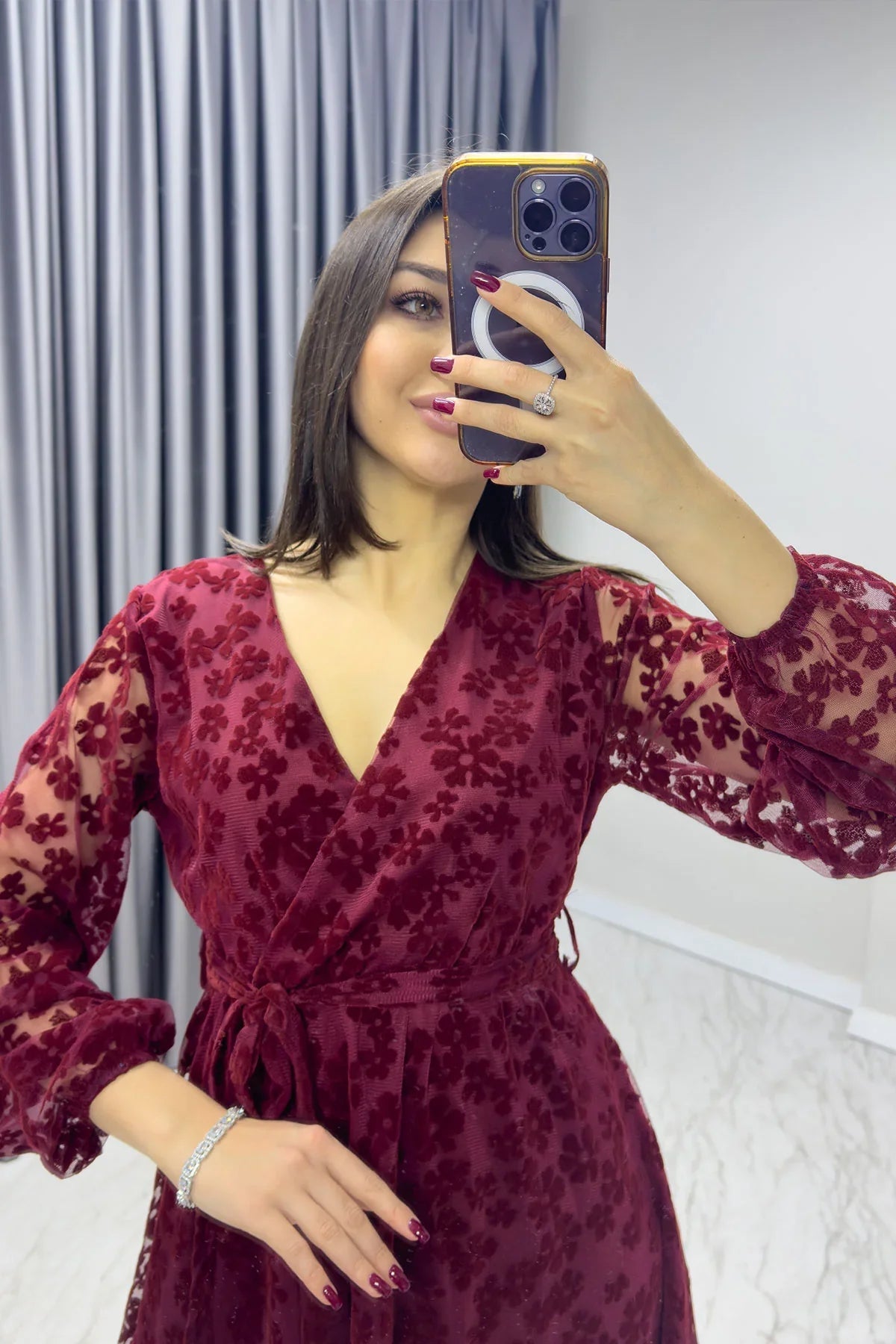 Women's Burgundy Daisy Detail Flocked Print Plus Size Dress