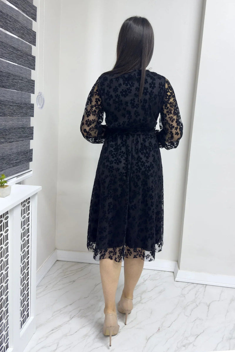 Women's Black Daisy Detail Flocked Print Plus Size Dress