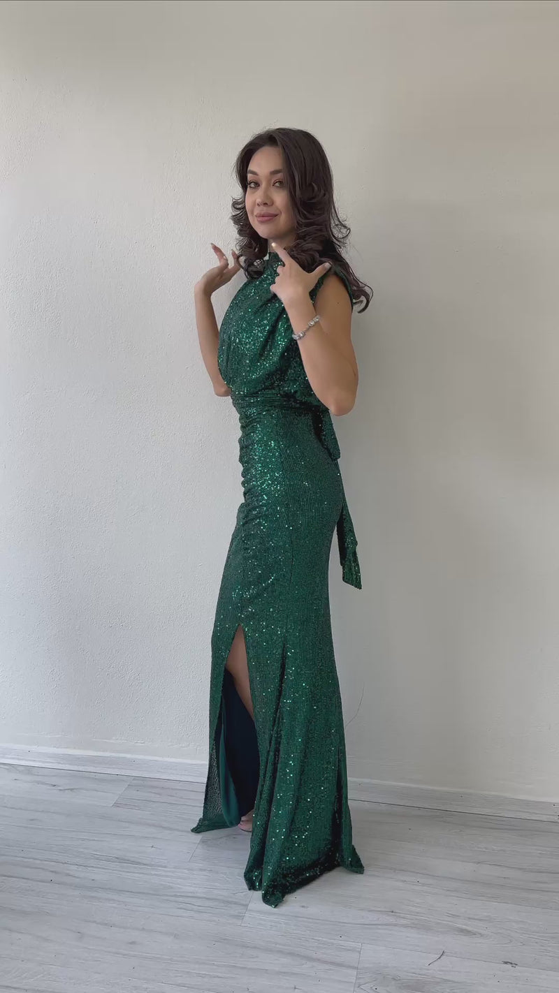 Women's Emerald Green High Neck Kuşak Detail Slit Sequin Evening Gown