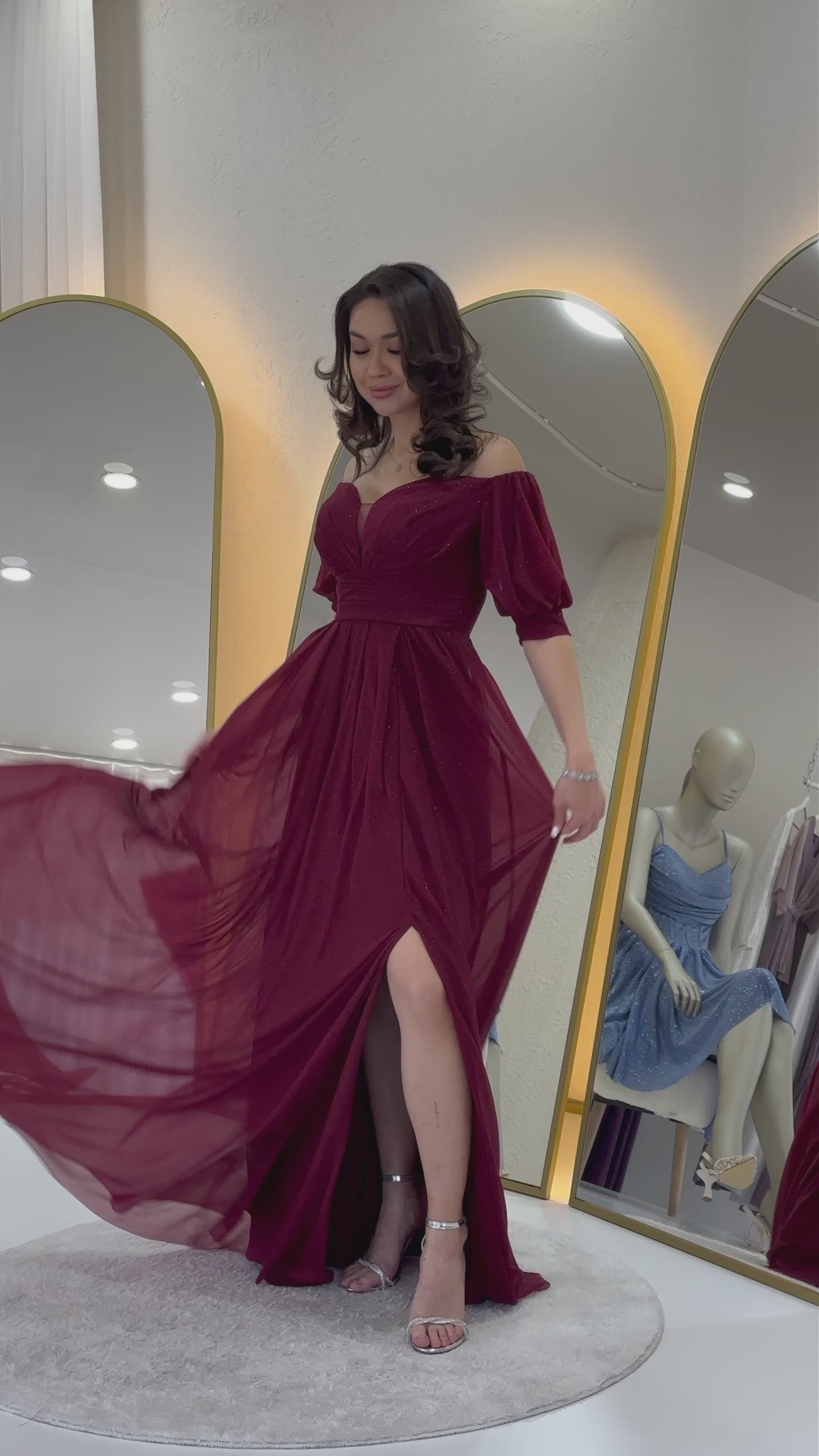 Women's Burgundy Short Sleeve Drapedd Evening Gown