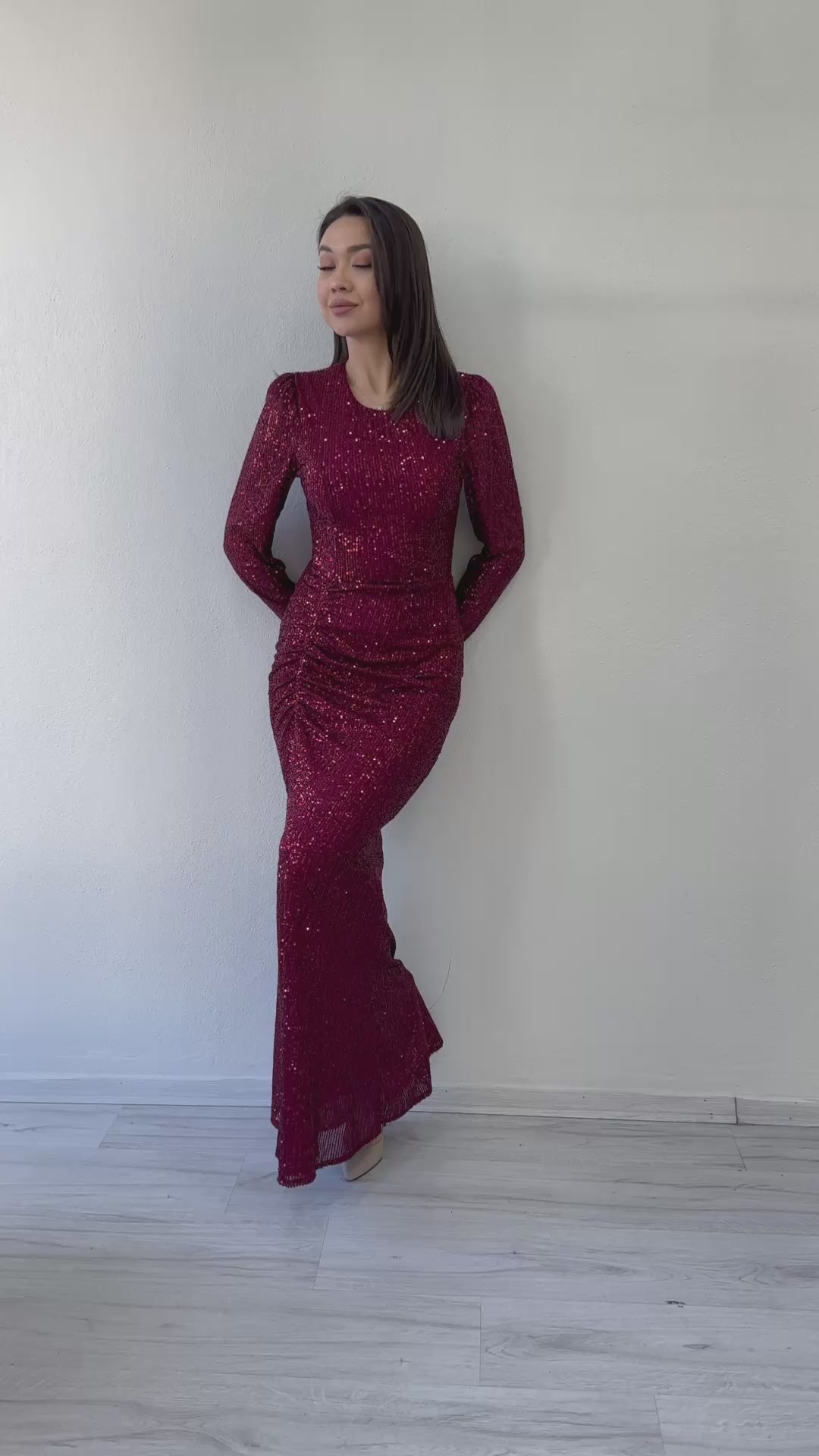Women's Burgundy Long Sleeve Bisiklet Neck Sequin Drapedd Evening Gown