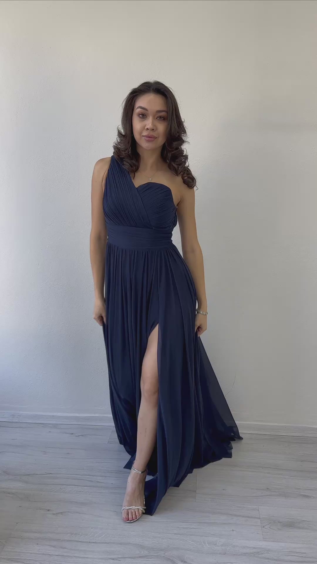 Women's Navy Blue Tek Omuz Pleated Flared Evening Gown