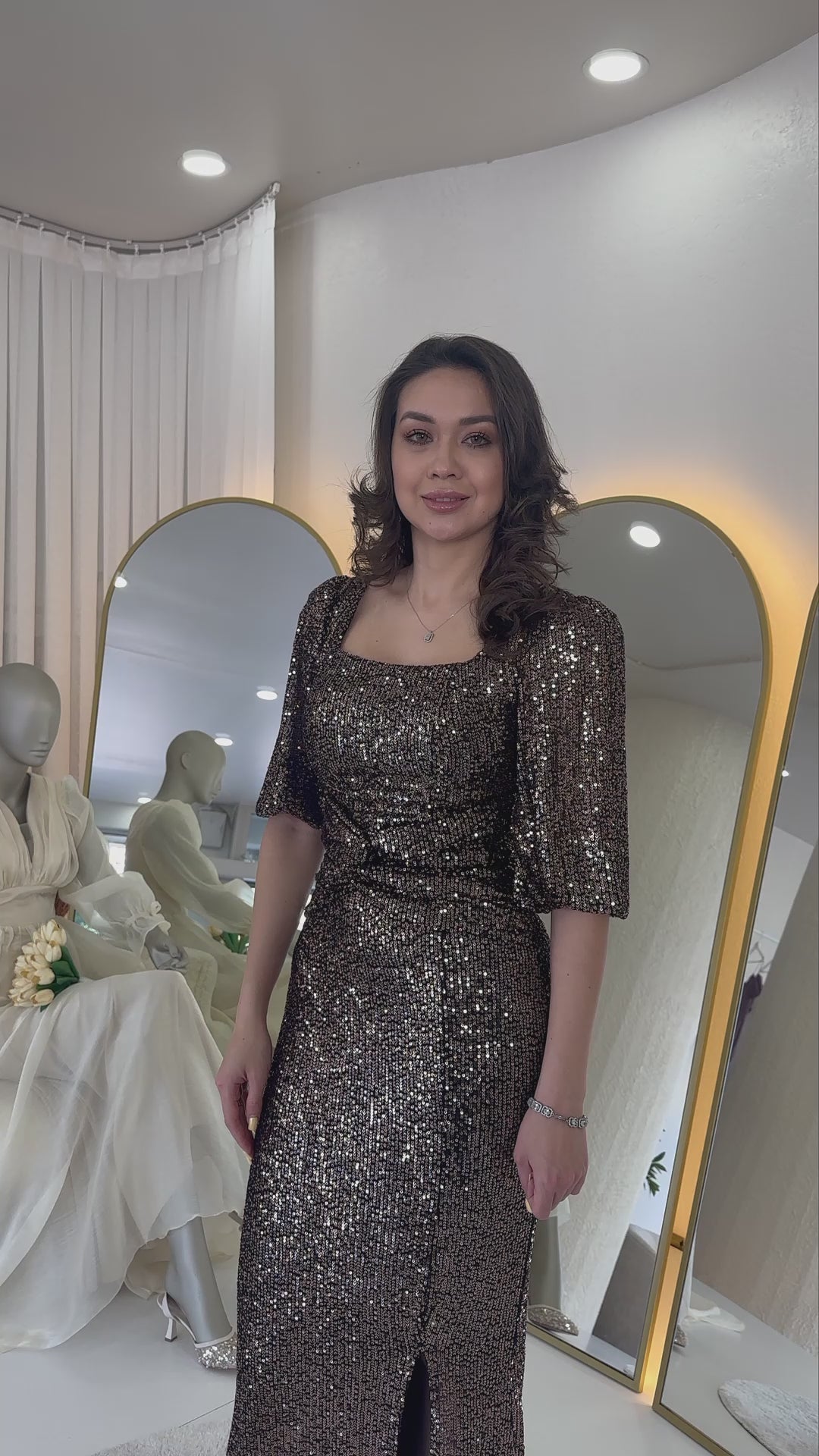 Mink Sequin Ön Gathered Balloon Sleeve Slit Plus Size Evening Dress