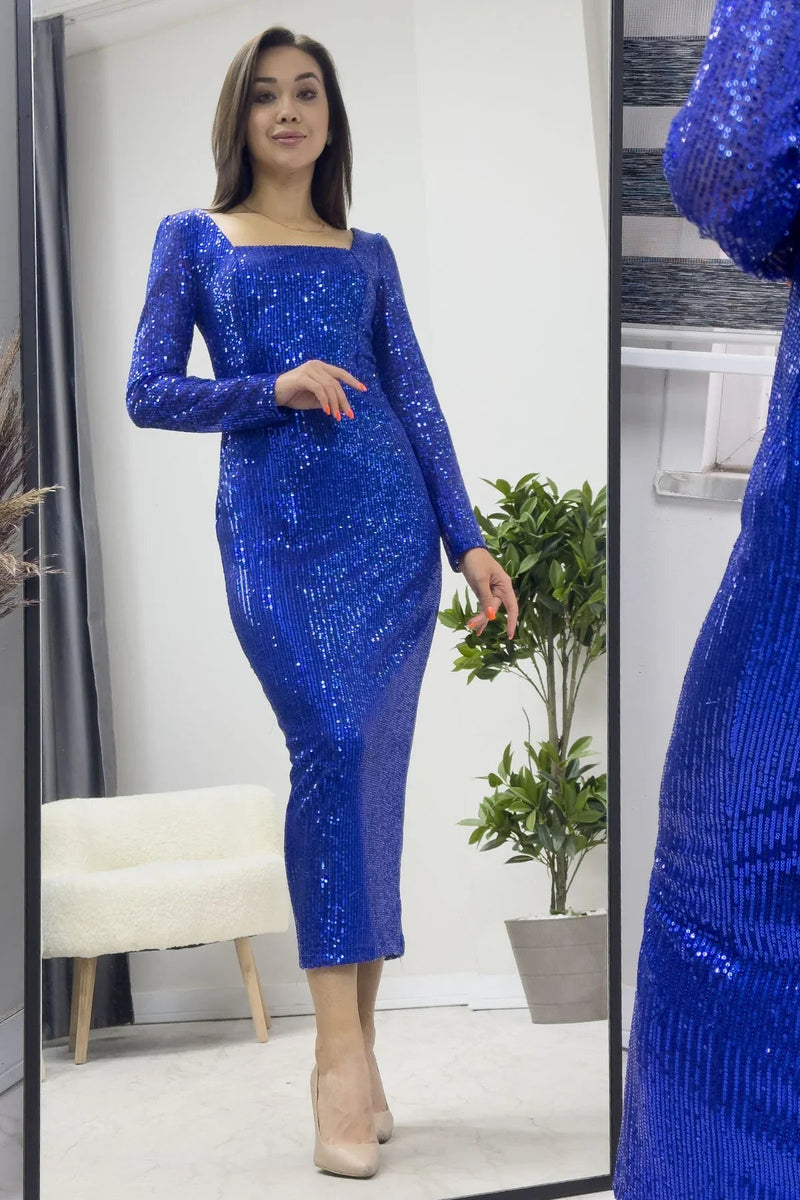 Women's Saxe Bluesi Square Neck Sequin Evening Gown
