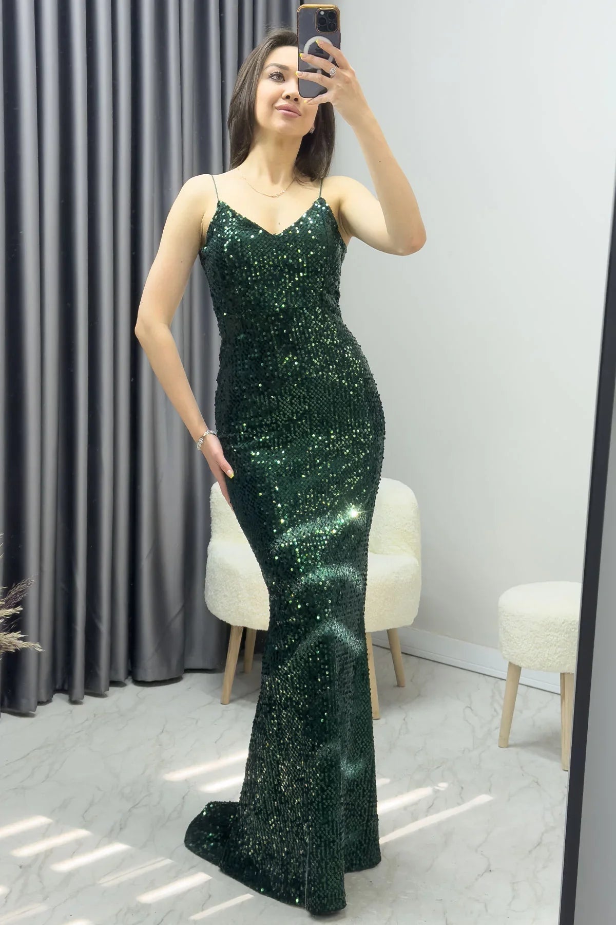Women's Emerald Green Spaghetti Strap Sırt Dekolte İp Tie Sequin Tasarım Train Evening Gown