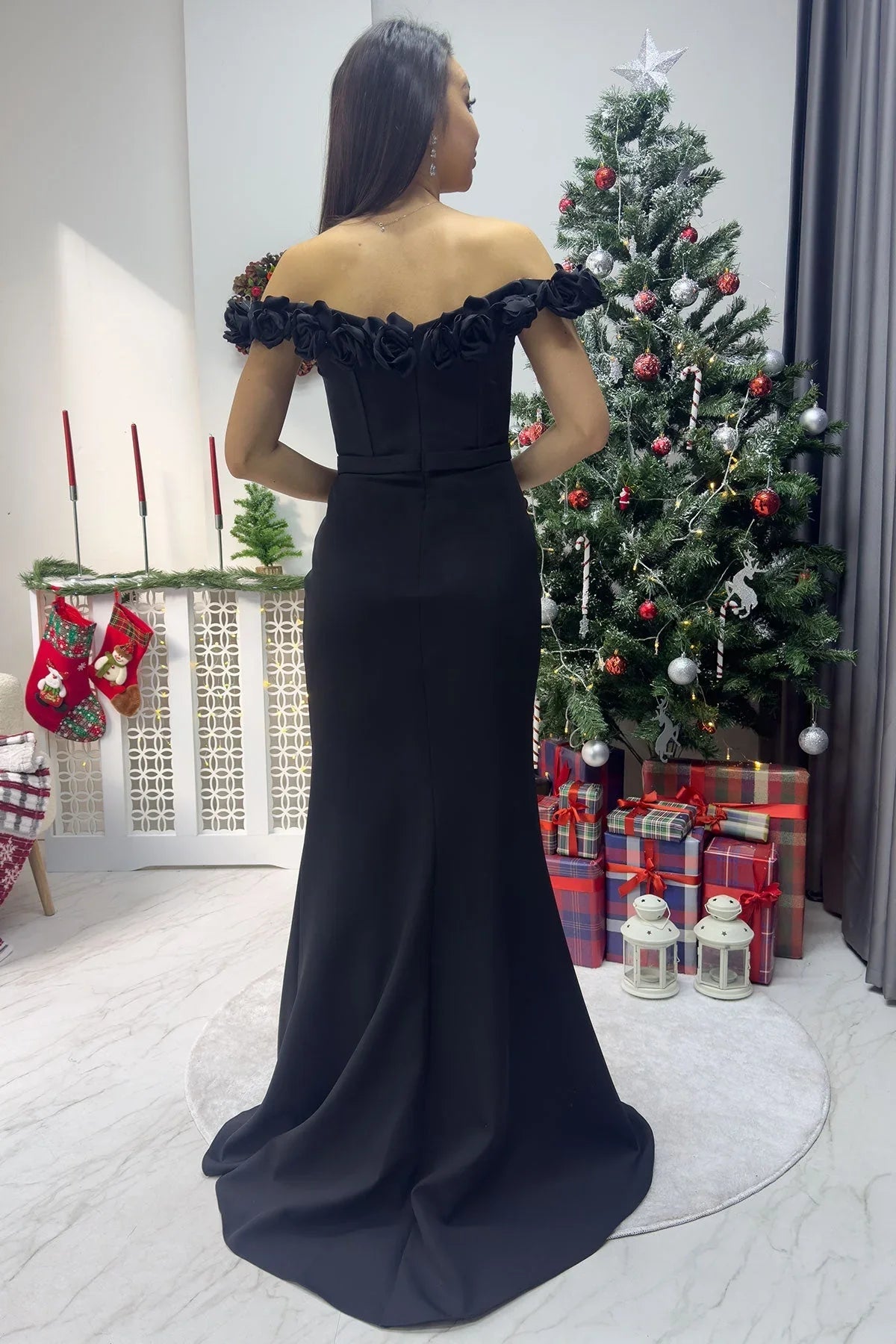 Women's Black Gül Detail Off-Shoulder Slit Mermaid Evening Gown - the ZKS