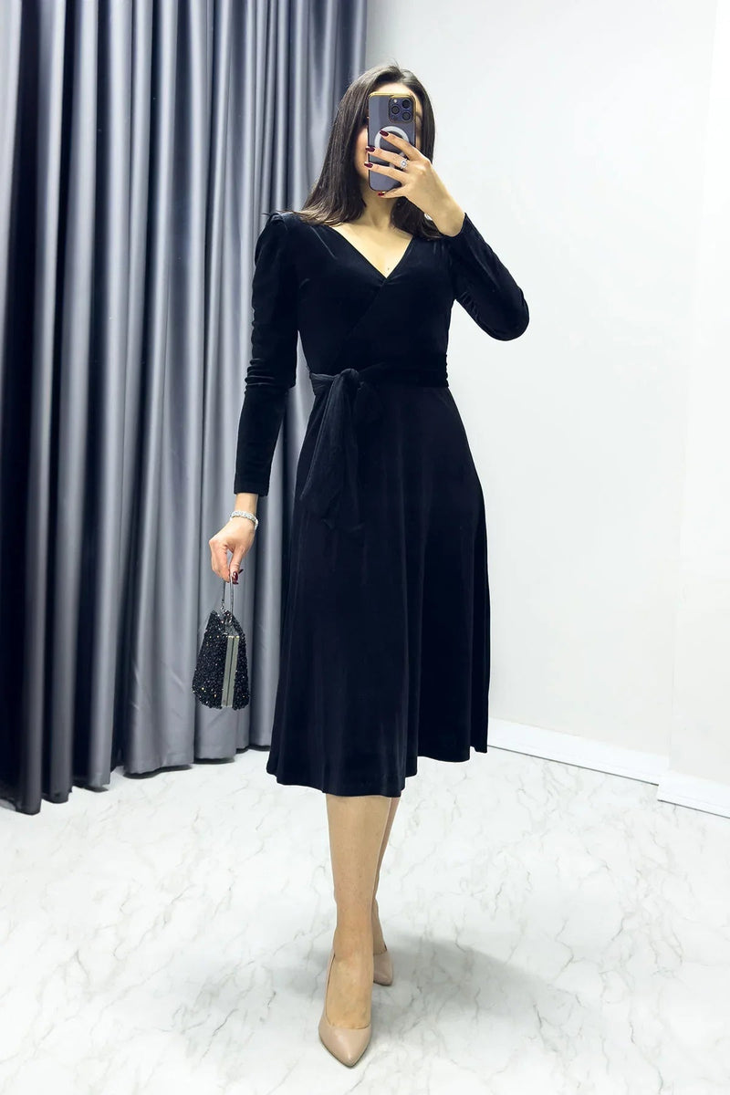 Women's Black Karpuz Sleeve Wrap Velvet Belted Plus Size Dress
