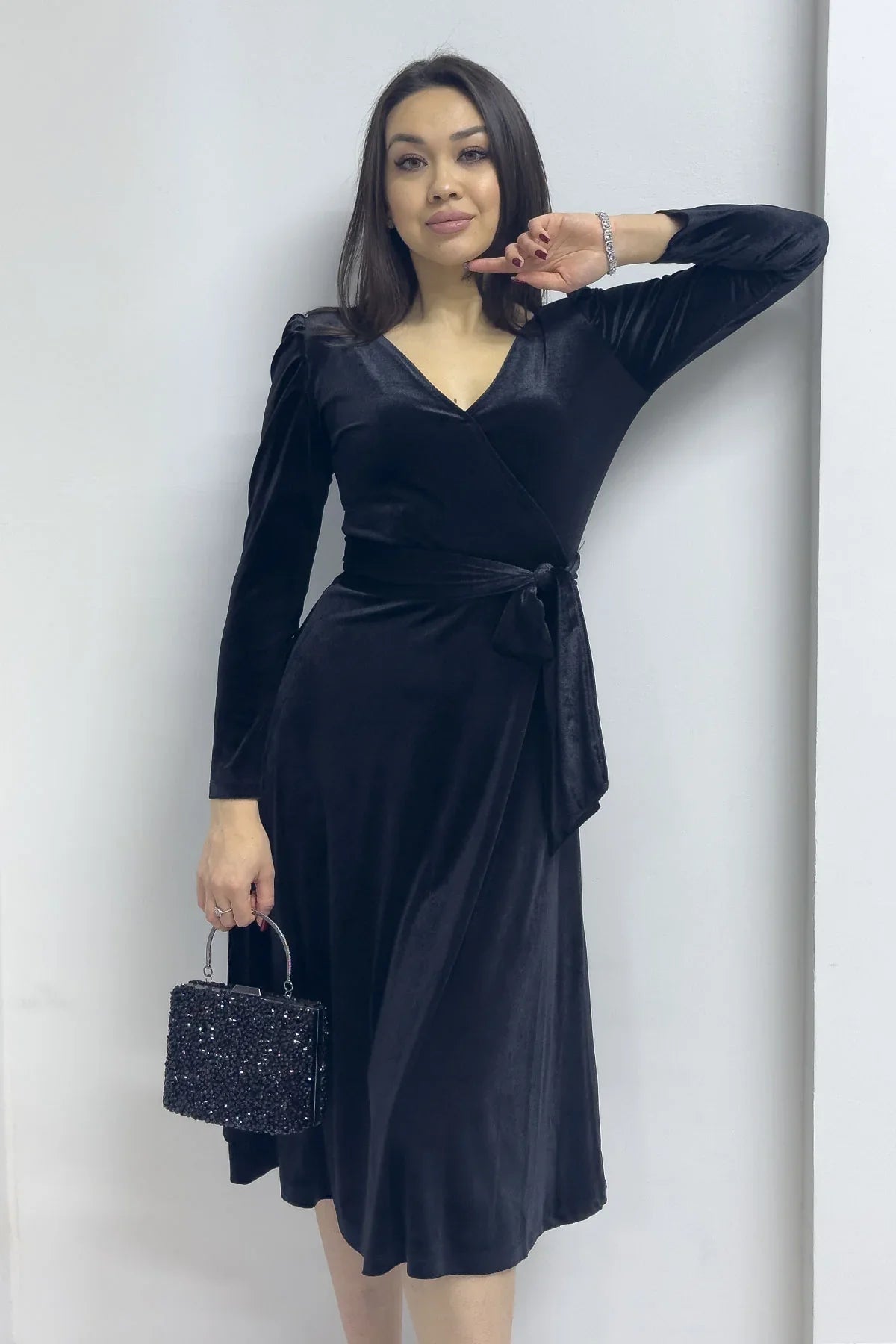 Women's Black Karpuz Sleeve Wrap Velvet Belted Plus Size Dress