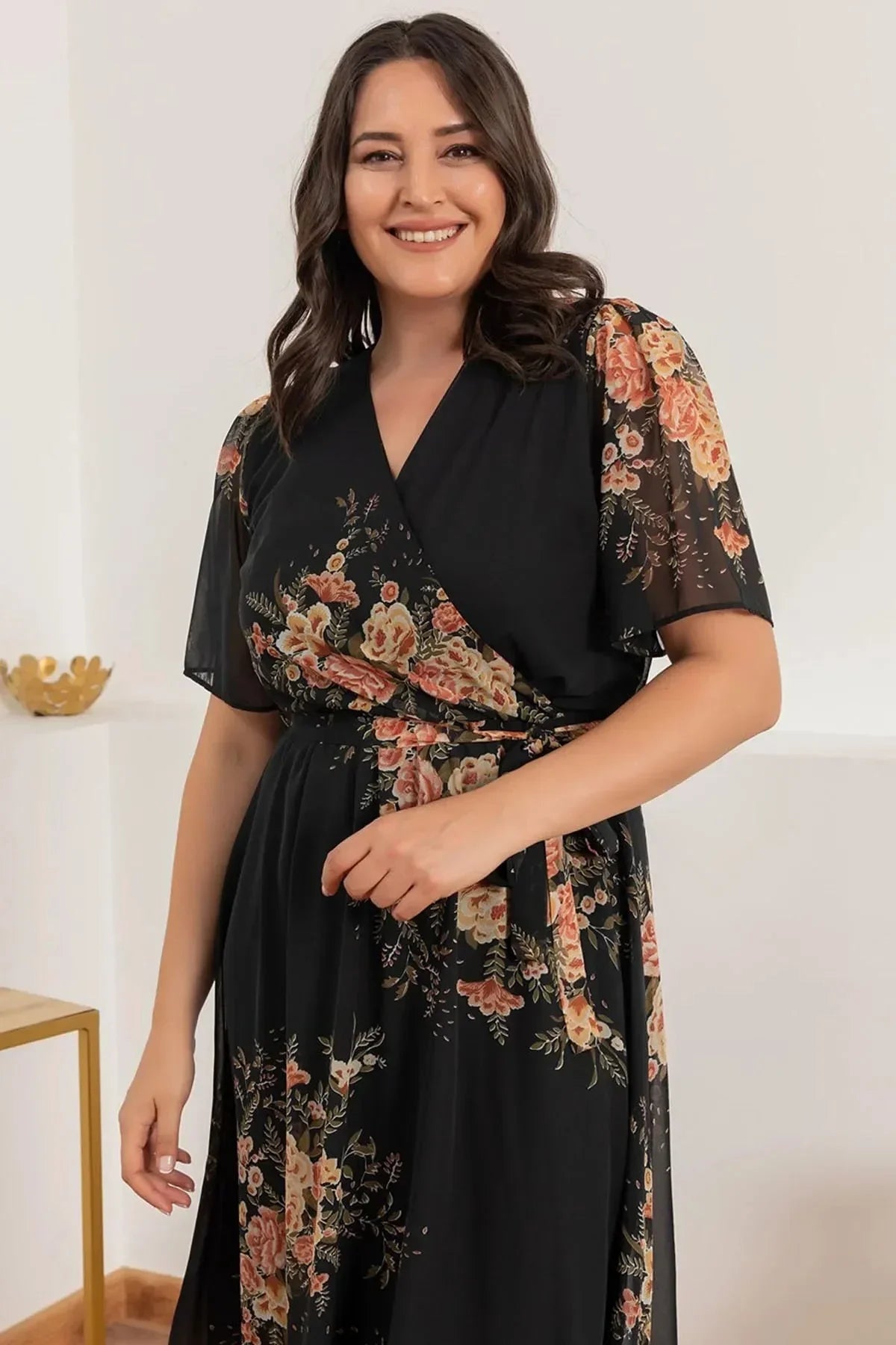 Women's Black Yellow Floral Short Sleeve Lined Plus Size Chiffon Dress