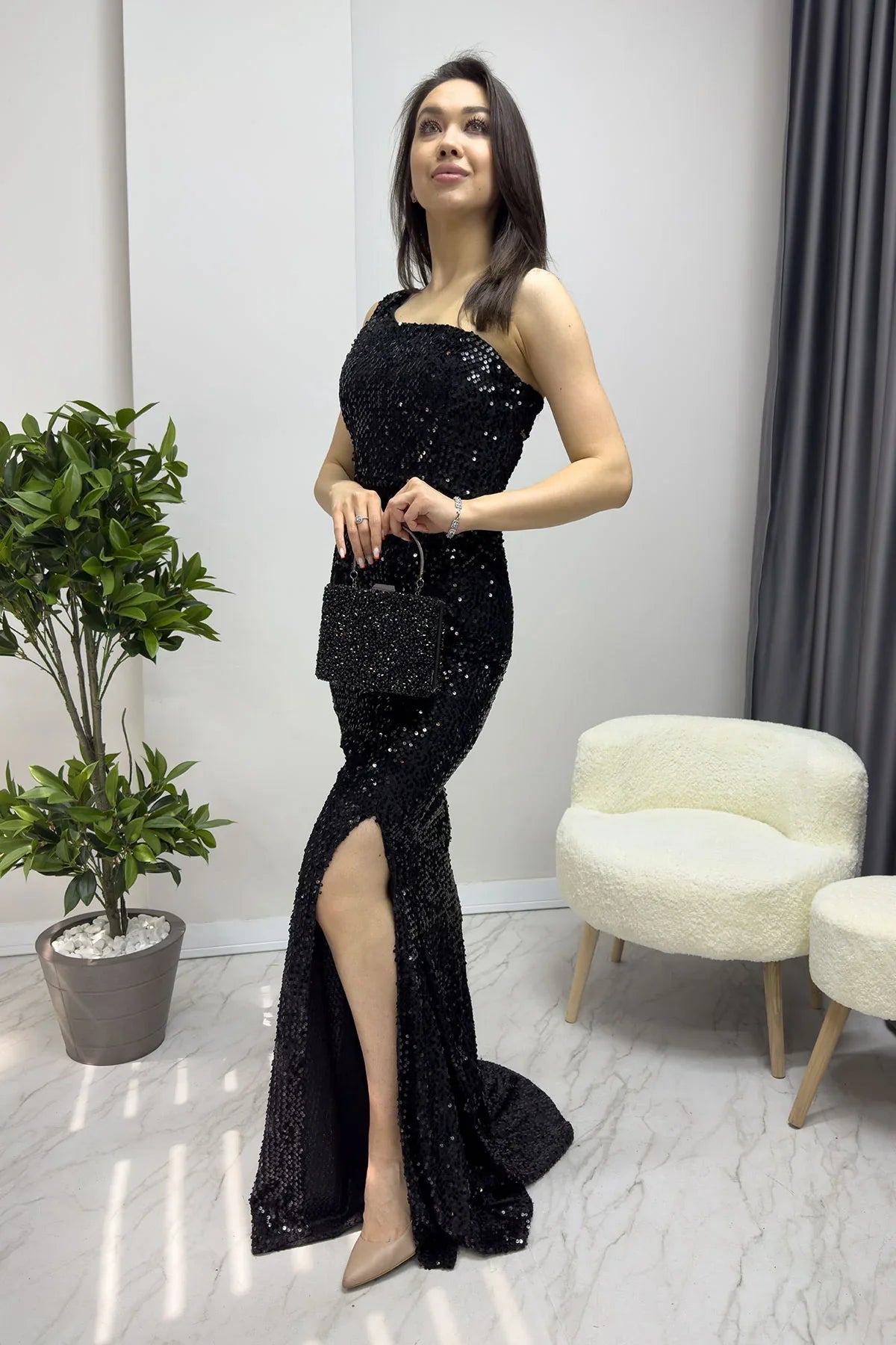 Women's Black Tek Omuz Sequin Slit Mermaid Evening Gown