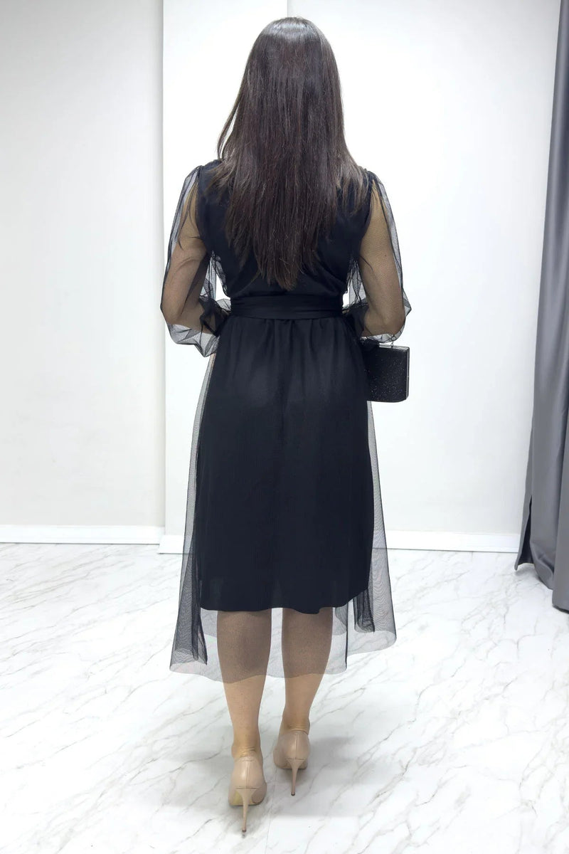 Women's Black V-Neck Tulle Flared Plus Size Dress