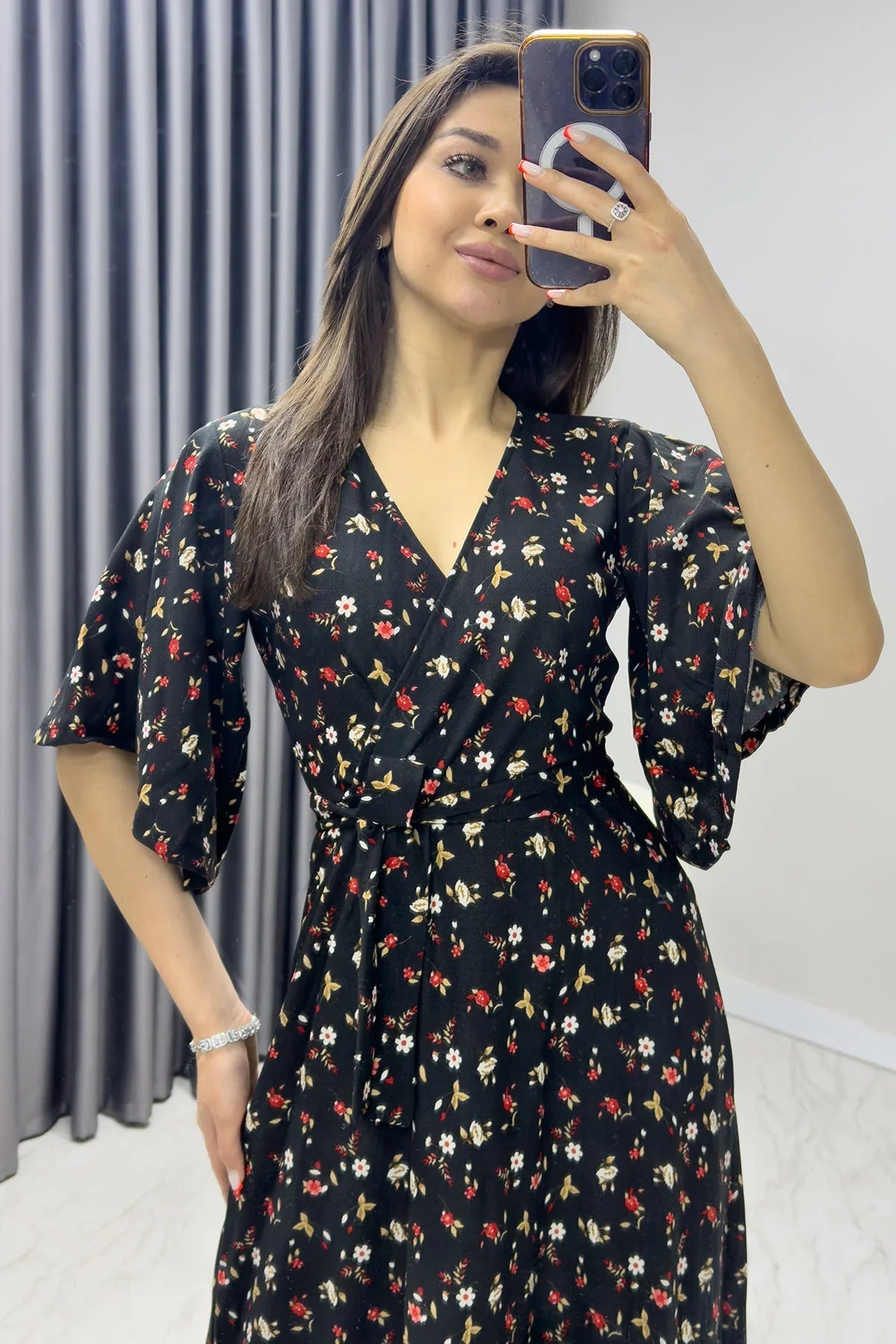 Women's Black Crepe Mini Çiçek Desen Valonlu Dress