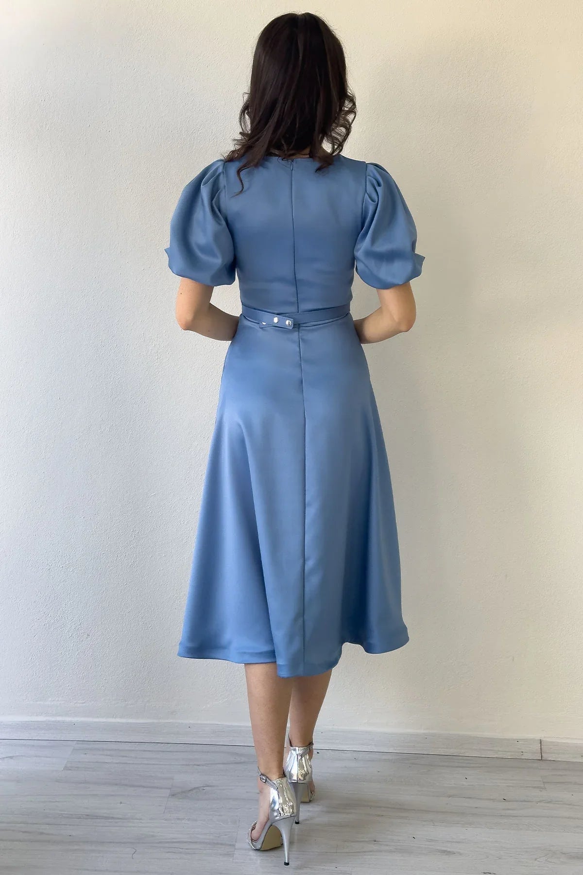 Women's Indigo Balloon Sleeve Taş Belted Midi Satin Evening Gown