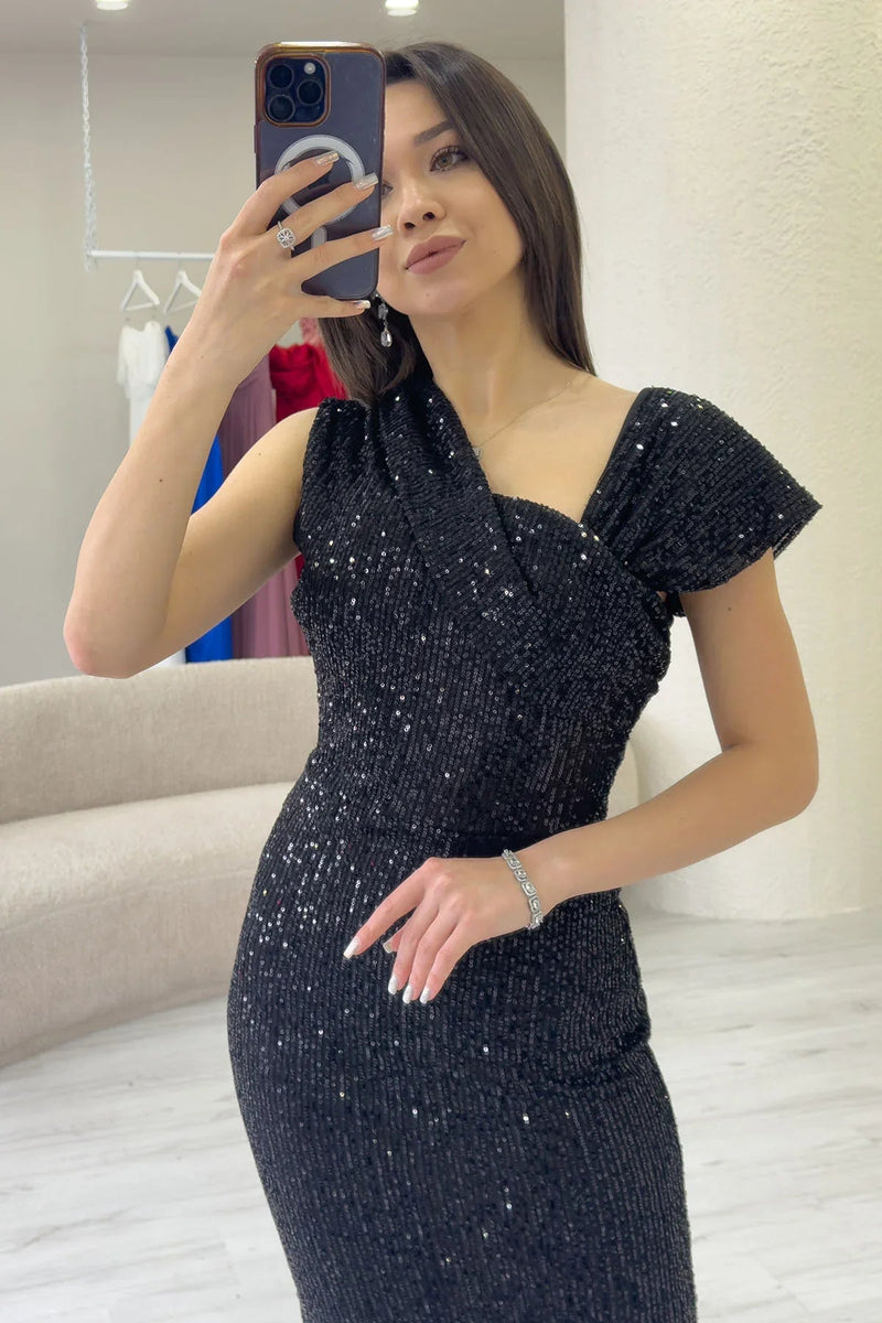Women's Black Asymmetric Neck Sequin Plus Size Mermaid Evening Gown